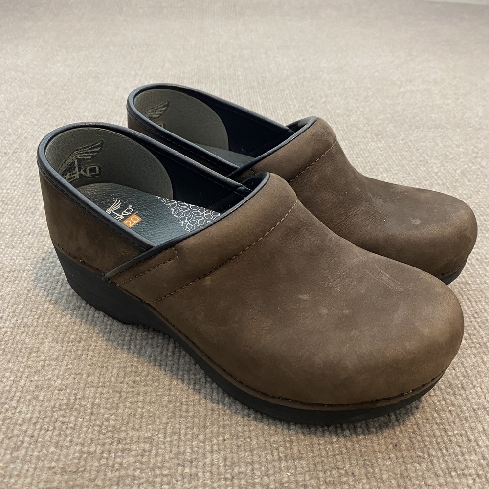 Dansko XP 2.0 Clog Shoes Womens Size 9 EU 39 Brown Leather Slip On Work Comfort